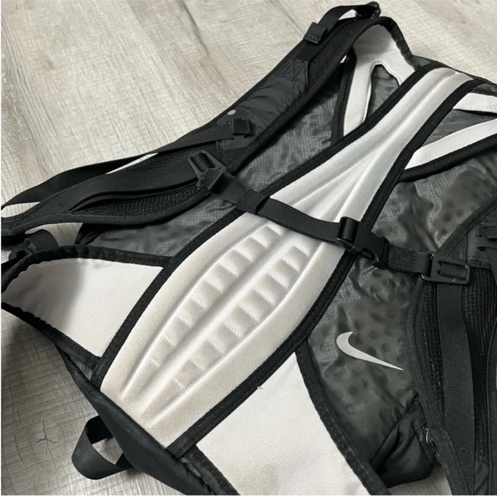 VINTAGE NIKE CHEYENNE VAPOR BACKPACK Black Running Pack